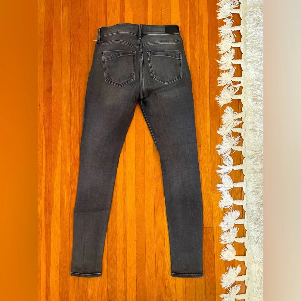 Express Jeans - Picture 2 of 2